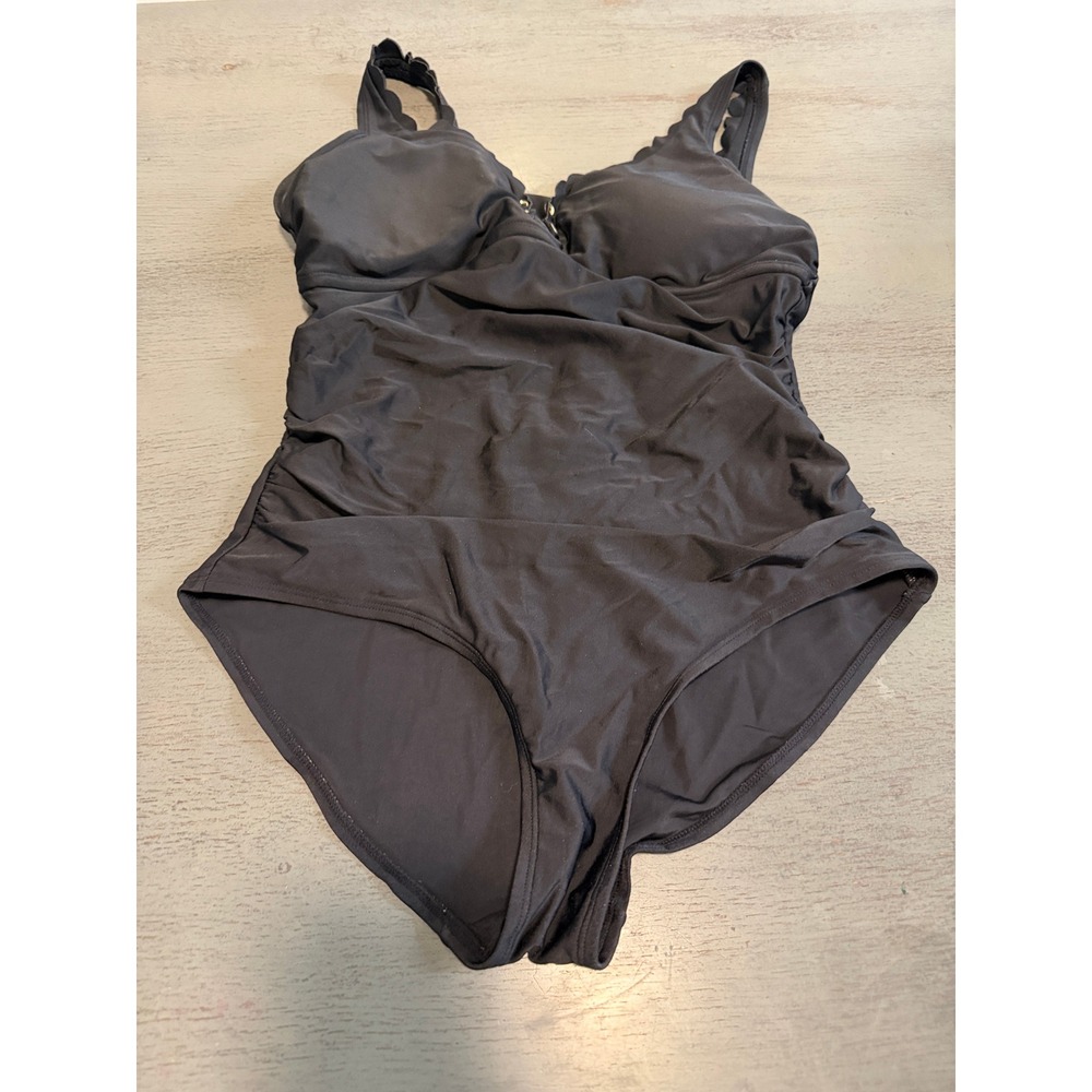 Kona Sol Womens Scalloped One Piece Swimsuit Black Ruched Front Size Large